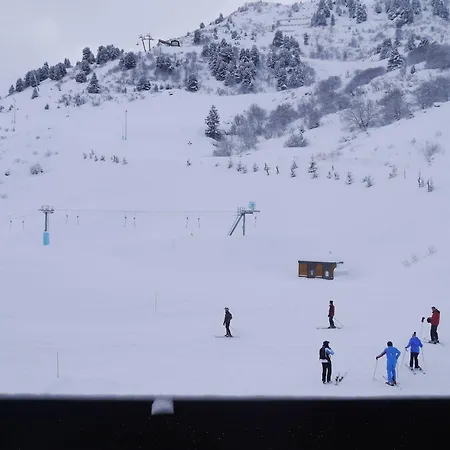 Avec Balcon, Proche Des Pistes Et Commerces - Fr-1-355-203 Apartment